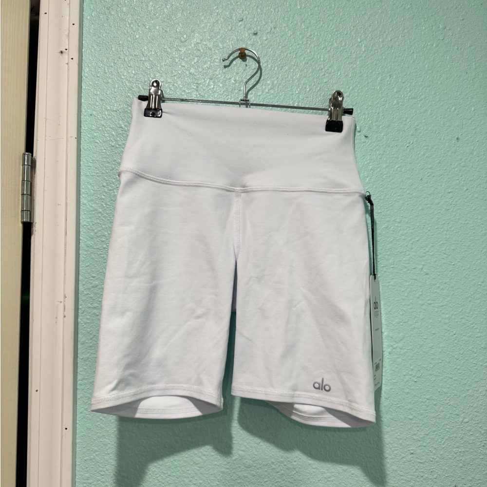 ALO Yoga 7" High-Waist Biker Short White NEW